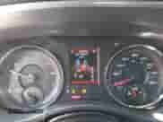 2013 Dodge Charger RT z VIN 2C3CDXCT3DH692776, wystawiony jako IAAI lot #41229156 z przebiegiem 218 727 mil mil oraz . Historia ofert i sprzedaży dostępna na DreamBid. Obrazek 7.