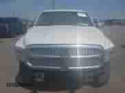 2016 Ram 1500 Laramie z VIN 1C6RR7NM8GS132687, wystawiony jako IAAI lot #41907956 z przebiegiem 128 701 mil mil oraz . Historia ofert i sprzedaży dostępna na DreamBid. Obrazek 13.