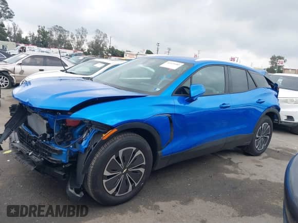 2024 Chevrolet Blazer EV eAWD LT z VIN 3GNKDBRJ8RS263354, wystawiony jako IAAI lot #41529485 z przebiegiem 5 257 mil mil oraz . Historia ofert i sprzedaży dostępna na DreamBid. Obrazek 15.