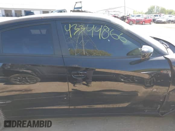 2019 Dodge Charger SXT with VIN 2C3CDXJG6KH743223, listed as a IAAI auction lot 43344866 with 55,661 mi miles and . Bid and sale history available at DreamBid. Image 13.