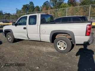 2003 Chevrolet Silverado 1500 LS с VIN 1GCEK19V93E221592, выставлен на аукционе Copart как лот 86663765 с пробегом 240 177 миль миль и Списание • Salvage title. История ставок и продаж доступна на DreamBid. Изображение 2.