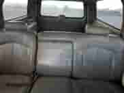 2002 Chevrolet Suburban LT с VIN 1GNGK26U12R248150, выставлен на аукционе Copart как лот 47822975 с пробегом Не указан миль и Списание • Salvage title. История ставок и продаж доступна на DreamBid. Изображение 10.