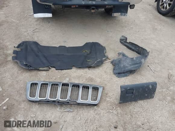 2002 Jeep Grand Cherokee Overland с VIN 1J8GW68J72C281625, выставлен на аукционе IAAI как лот 42605884 с пробегом 211 101 миль миль и . История ставок и продаж доступна на DreamBid. Изображение 12.