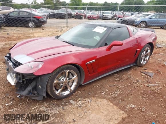 2011 Chevrolet Corvette Z16 Grand Sport 3LT с VIN 1G1YW2DW9B5105873, выставлен на аукционе IAAI как лот 42313370 с пробегом 32 263 миль миль и . История ставок и продаж доступна на DreamBid. Изображение 2.