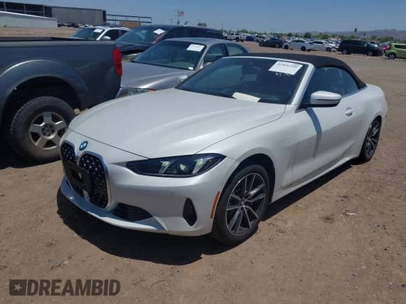 2025 BMW 4 Series 430i with VIN WBA33DB09SCT63436, listed as a IAAI auction lot 42456299 with 9,746 mi miles and . Bid and sale history available at DreamBid. Image 17.