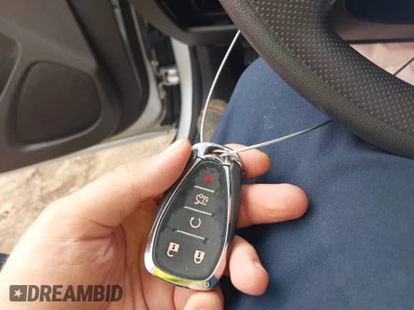 2021 Chevrolet Malibu LS z VIN 1G1ZC5ST2MF084143, wystawiony jako IAAI lot #42390570 z przebiegiem 29 658 mil mil oraz . Historia ofert i sprzedaży dostępna na DreamBid. Obrazek 11.