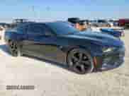 2018 Chevrolet Camaro 2SS z VIN 1G1FH1R79J0129275, wystawiony jako Copart lot #69356375 z przebiegiem 121 926 mil mil oraz Czysty tytuł • Clean title. Historia ofert i sprzedaży dostępna na DreamBid. Obrazek 4.