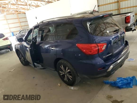 2017 Nissan Pathfinder SV with VIN 5N1DR2MNXHC696669, listed as a Copart auction lot 70101645 with 114,835 mi miles and Salvage title. Bid and sale history available at DreamBid. Image 2.