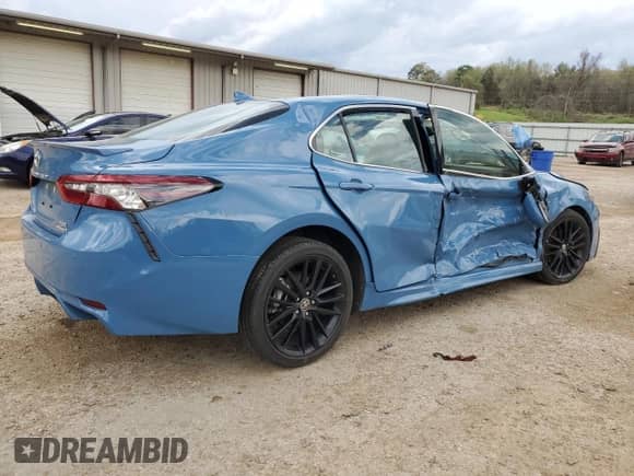 2023 Toyota Camry Hybrid XSE с VIN 4T1K31AK8PU051444, выставлен на аукционе Copart как лот 51464735 с пробегом 15 764 миль миль и Списание • Salvage title. История ставок и продаж доступна на DreamBid. Изображение 3.