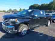 2019 Chevrolet Silverado 1500 LTZ z VIN 3GCUYGED1KG263269, wystawiony jako IAAI lot #43161983 z przebiegiem 60 616 mil mil oraz . Historia ofert i sprzedaży dostępna na DreamBid. Obrazek 2.