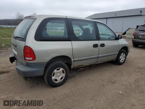 2000 Dodge Caravan with VIN 2B4FP25B7YR512719, listed as a Copart auction lot 83439784 with 74,236 mi miles and Clean title. Bid and sale history available at DreamBid. Image 3.