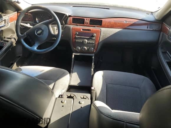 2006 Chevrolet Impala Police Police with VIN 2G1WS551069391547, listed as a Copart auction lot 48675985 with 135,105 mi miles and Salvage title. Bid and sale history available at DreamBid. Image 8.