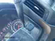 2015 Chevrolet Silverado 2500HD Work Truck с VIN 1GC1KUEGXFF655185, выставлен на аукционе IAAI как лот 41642788 с пробегом 170 305 миль миль и . История ставок и продаж доступна на DreamBid. Изображение 11.