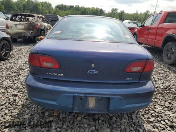 2002 Chevrolet Cavalier с VIN 1G1JC524727167757, выставлен на аукционе Copart как лот 68827105 с пробегом 160 924 миль миль и Списание • Salvage title. История ставок и продаж доступна на DreamBid. Изображение 6.