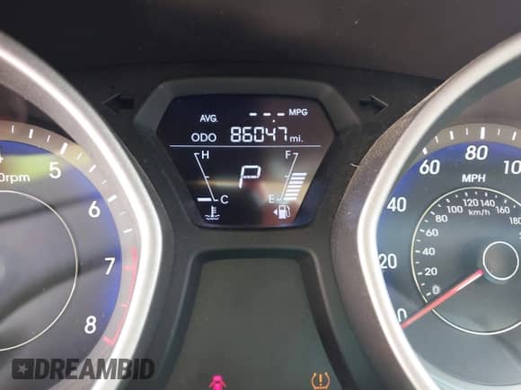 2011 Hyundai Elantra GLS z VIN KMHDH4AE5BU100470, wystawiony jako IAAI lot #42776279 z przebiegiem 86 047 mil mil oraz . Historia ofert i sprzedaży dostępna na DreamBid. Obrazek 7.