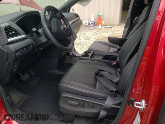 2024 Honda Odyssey Sport z VIN 5FNRL6H72RB024625, wystawiony jako Copart lot #80139835 z przebiegiem 20 269 mil mil oraz Szkoda całkowita • Salvage title. Historia ofert i sprzedaży dostępna na DreamBid. Obrazek 7.