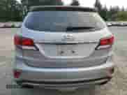 2017 Hyundai Santa Fe SE z VIN KM8SMDHFXHU167043, wystawiony jako Copart lot #71733645 z przebiegiem 120 667 mil mil oraz Szkoda całkowita • Salvage title. Historia ofert i sprzedaży dostępna na DreamBid. Obrazek 6.