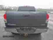 2008 Toyota Tundra Limited с VIN 5TBBV58198S501555, выставлен на аукционе IAAI как лот 42321052 с пробегом 248 154 миль миль и . История ставок и продаж доступна на DreamBid. Изображение 17.