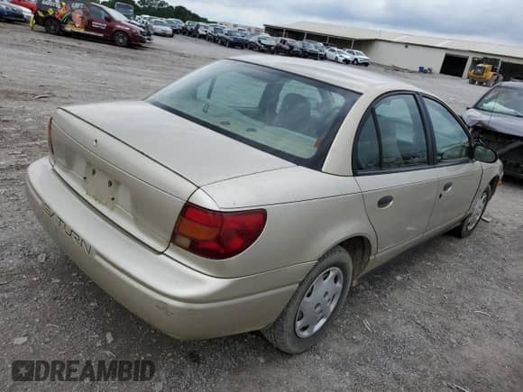 2000 Saturn SL with VIN 1G8ZH528XYZ223681, listed as a Copart auction lot 57347404 with 161,044 mi miles and Clean title. Bid and sale history available at DreamBid. Image 3.
