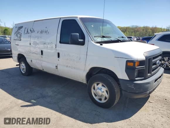 2012 Ford Econoline Cargo Commercial with VIN 1FTNE1EW4CDA57888, listed as a Copart auction lot 55208595 with 130,657 mi miles and Clean title. Bid and sale history available at DreamBid. Image 4.