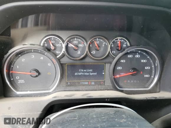 2020 Chevrolet Silverado 3500HD LT z VIN 1GC4YTEYXLF295765, wystawiony jako Copart lot #48064855 z przebiegiem 173 588 mil mil oraz Szkoda całkowita • Salvage title. Historia ofert i sprzedaży dostępna na DreamBid. Obrazek 9.