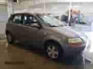 2007 Chevrolet Aveo LS with VIN KL1TD66677B779676, listed as a Copart auction lot 70382305 with 169,900 mi miles and Clean title. Bid and sale history available at DreamBid. Image 4.