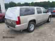 2007 Chevrolet Suburban LT с VIN 1GNFC16067J229681, выставлен на аукционе IAAI как лот 42785270 с пробегом Не указан миль и . История ставок и продаж доступна на DreamBid. Изображение 4.