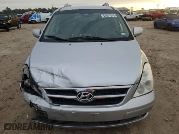 2007 Hyundai Entourage GLS с VIN KNDMC233076026857, выставлен на аукционе Copart как лот 89007505 с пробегом 220 092 миль миль и Списание • Salvage title. История ставок и продаж доступна на DreamBid. Изображение 5.