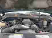 2000 Chevrolet Tahoe LS z VIN 1GNEC13T4YJ169931, wystawiony jako IAAI lot #41947519 z przebiegiem 227 868 mil mil oraz . Historia ofert i sprzedaży dostępna na DreamBid. Obrazek 10.