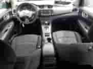 2017 Nissan Sentra SV z VIN 3N1AB7AP1HY364760, wystawiony jako Copart lot #56861255 z przebiegiem 94 808 mil mil oraz Szkoda całkowita • Salvage title. Historia ofert i sprzedaży dostępna na DreamBid. Obrazek 8.