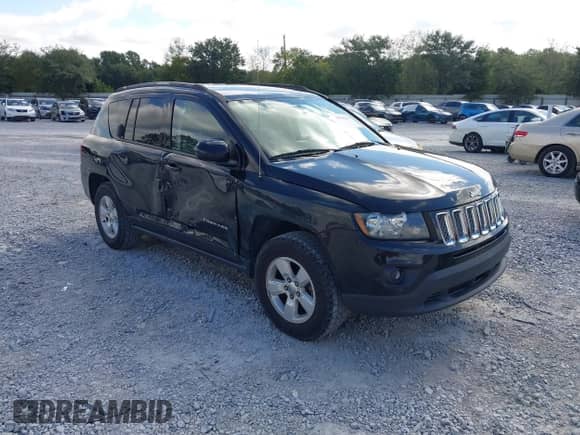 2017 Jeep Compass Latitude with VIN 1C4NJCEA9HD147461, listed as a IAAI auction lot 43341298 with 201,560 mi miles and . Bid and sale history available at DreamBid. Image 1.