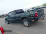 2004 Chevrolet Silverado 2500 LS z VIN 1GCGK29U84E311873, wystawiony jako IAAI lot #42096136 z przebiegiem 268 581 mil mil oraz . Historia ofert i sprzedaży dostępna na DreamBid. Obrazek 14.