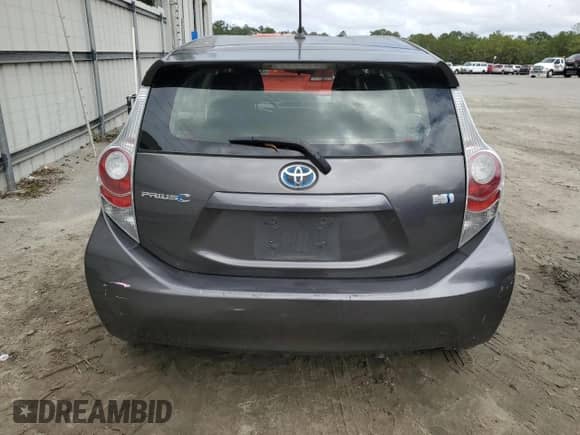 2013 Toyota Prius Two с VIN JTDKDTB39D1546477, выставлен на аукционе Copart как лот 84634325 с пробегом 132 589 миль миль и Списание • Salvage title. История ставок и продаж доступна на DreamBid. Изображение 6.