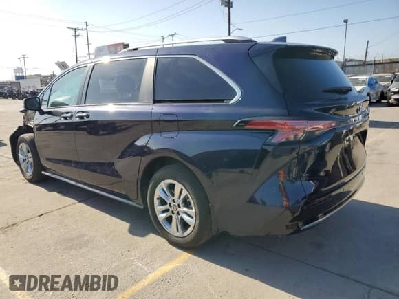 2023 Toyota Sienna Limited с VIN 5TDZRKECXPS169624, выставлен на аукционе Copart как лот 57683695 с пробегом 31 310 миль миль и Списание • Salvage title. История ставок и продаж доступна на DreamBid. Изображение 2.