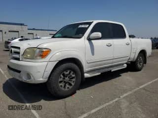 2005 Toyota Tundra Limited с VIN 5TBET38175S472284, выставлен на аукционе Copart как лот 59617655 с пробегом 334 220 миль миль и Списание • Salvage title. История ставок и продаж доступна на DreamBid. Изображение 1.