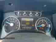 2013 Ford F-150 XL z VIN 1FTFW1CF1DKF40577, wystawiony jako Copart lot #90674365 z przebiegiem 261 994 mil mil oraz Czysty tytuł • Clean title. Historia ofert i sprzedaży dostępna na DreamBid. Obrazek 9.