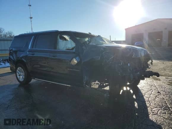 2021 Chevrolet Suburban Premier with VIN 1GNSKFKD3MR183697, listed as a Copart auction lot 88744525 with 69,602 mi miles and Non repairable. Bid and sale history available at DreamBid. Image 4.