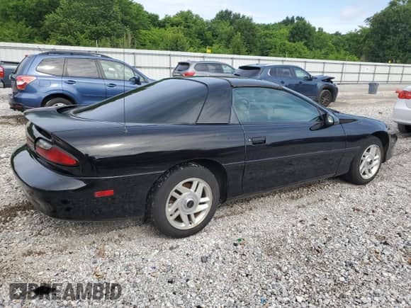 1996 Chevrolet Camaro с VIN 2G1FP22K4T2130665, выставлен на аукционе Copart как лот 60147435 с пробегом 89 057 миль миль и Списание • Salvage title. История ставок и продаж доступна на DreamBid. Изображение 3.