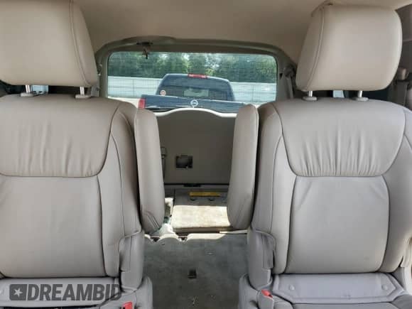 2010 Toyota Sienna XLE с VIN 5TDDK4CC9AS028466, выставлен на аукционе Copart как лот 67722755 с пробегом 166 938 миль миль и На запчасти • Non repairable. История ставок и продаж доступна на DreamBid. Изображение 10.