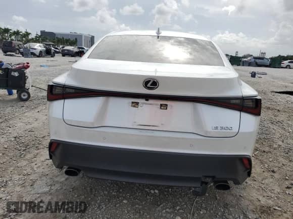 2022 Lexus IS 300 z VIN JTHDA1D27N5119978, wystawiony jako Copart lot #65100645 z przebiegiem 39 094 mil mil oraz Nie do naprawy • Non repairable. Historia ofert i sprzedaży dostępna na DreamBid. Obrazek 6.