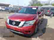 2014 Nissan Pathfinder SV with VIN 5N1AR2MM4EC660823, listed as a IAAI auction lot 41932472 with 167,787 mi miles and . Bid and sale history available at DreamBid. Image 2.