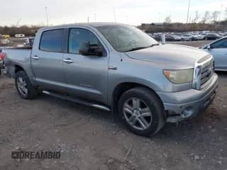 2007 Toyota Tundra Limited z VIN 5TBEV58137S469181, wystawiony jako IAAI lot #41386726 z przebiegiem 249 642 mil mil oraz . Historia ofert i sprzedaży dostępna na DreamBid. Obrazek 1.