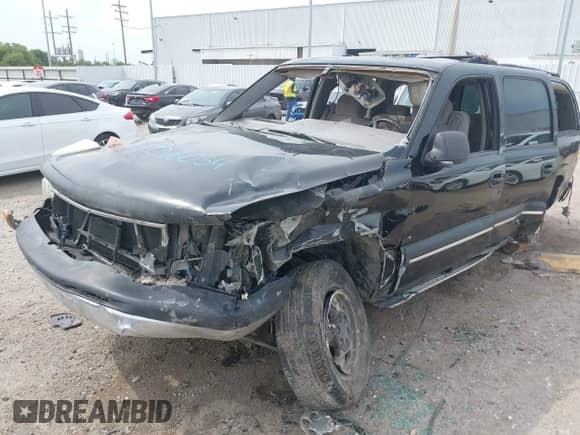 2001 Chevrolet Suburban LT с VIN 3GNEC16T01G205746, выставлен на аукционе IAAI как лот 42076054 с пробегом 250 683 миль миль и . История ставок и продаж доступна на DreamBid. Изображение 6.