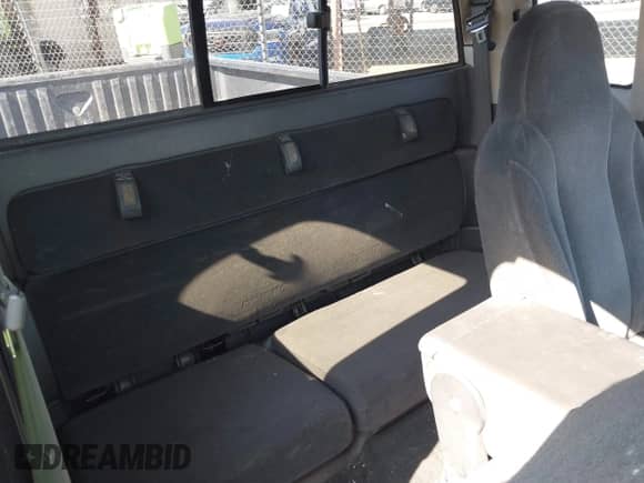 2004 Dodge Dakota SLT with VIN 1D7GL42K74S750961, listed as a IAAI auction lot 43475779 with 196,799 mi miles and . Bid and sale history available at DreamBid. Image 8.