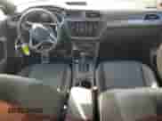 2024 Volkswagen Tiguan SE R-Line Black с VIN 3VVCB7AXXRM049424, выставлен на аукционе Copart как лот 88208755 с пробегом 2 959 миль миль и Списание • Salvage title. История ставок и продаж доступна на DreamBid. Изображение 8.