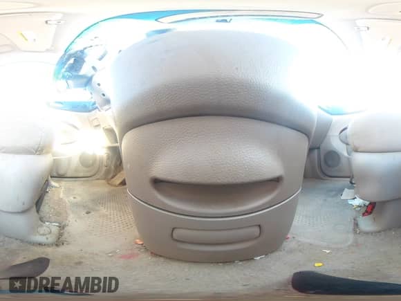 2007 Hyundai Entourage GLS с VIN KNDMC233776012941, выставлен на аукционе Copart как лот 51770505 с пробегом 172 633 миль миль и Чистый • Clean title. История ставок и продаж доступна на DreamBid. Изображение 14.