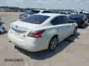 2015 Nissan Altima S z VIN 1N4AL3AP0FN375042, wystawiony jako IAAI lot #42909583 z przebiegiem 189 939 mil mil oraz . Historia ofert i sprzedaży dostępna na DreamBid. Obrazek 4.