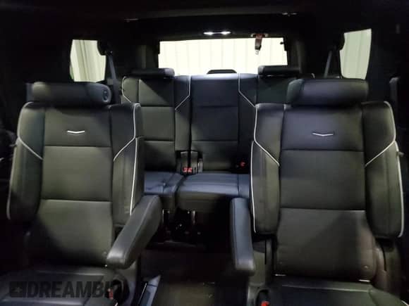 2022 Cadillac Escalade with VIN 1GYS4CKT7NR184467, listed as a Copart auction lot 85306174 with 26,379 mi miles and Salvage title. Bid and sale history available at DreamBid. Image 10.