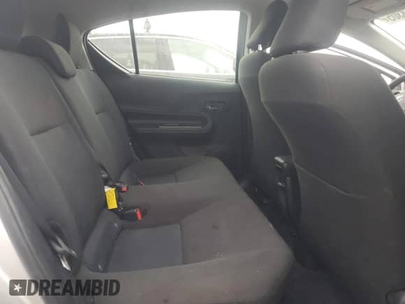 2018 Toyota Prius One z VIN JTDKDTB36J1602922, wystawiony jako Copart lot #83763305 z przebiegiem 37 783 mil mil oraz Szkoda całkowita • Salvage title. Historia ofert i sprzedaży dostępna na DreamBid. Obrazek 10.