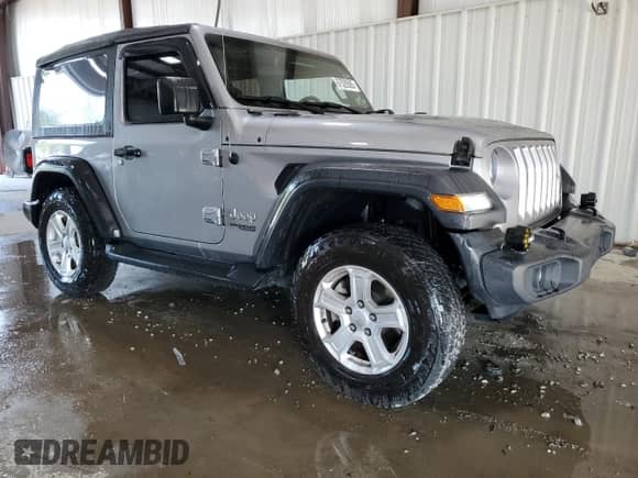 2018 Jeep Wrangler Sport with VIN 1C4GJXAG6JW281722, listed as a Copart auction lot 67529585 with 30,869 mi miles and Salvage title. Bid and sale history available at DreamBid. Image 4.